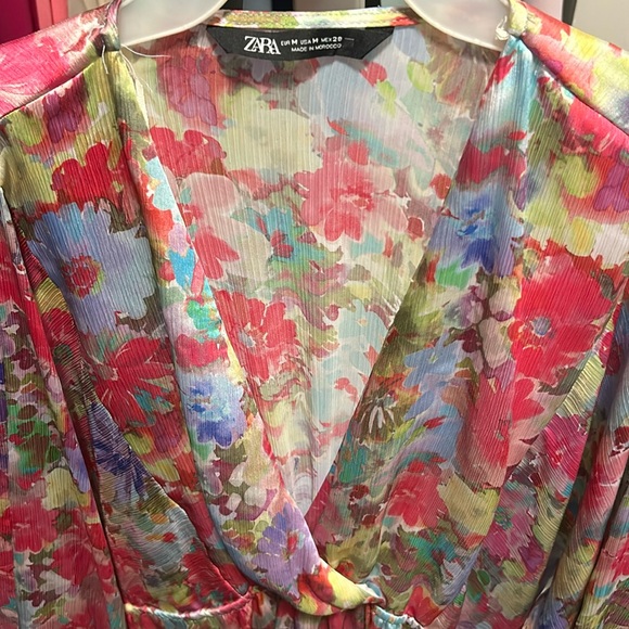 Used twice beautiful Zara dress - make an offer - Picture 2 of 4